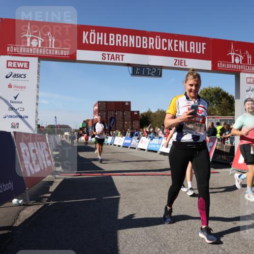 03.10.2025 - Köhlbrandbrückenlauf Lena Gebhardt http://msf.ph/oto/9041595 03.10.2025 13:17:27 Ziel 4012, 4686, 4746, 4818, 4988, 5007, 5008, 5031, 5638, 5642, 5890, 5943, 6069, 6389, 6710 meine-sportfotos.de
