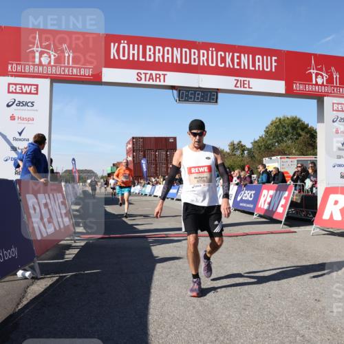 03.10.2025 - Köhlbrandbrückenlauf Lena Gebhardt http://msf.ph/oto/9041650 03.10.2025 12:58:13 Ziel 4099, 4234, 4248, 4394, 6152, 6715, 6717, 6718 meine-sportfotos.de