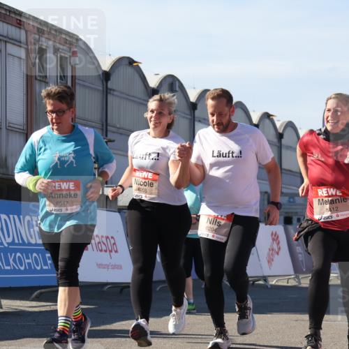 03.10.2025 - Köhlbrandbrückenlauf Luisa Fischer http://msf.ph/oto/9041879 03.10.2025 13:35:15 Ziel 4886, 5279, 5360, 5412, 5427, 5557, 6204, 6205, 6265, 6547 meine-sportfotos.de
