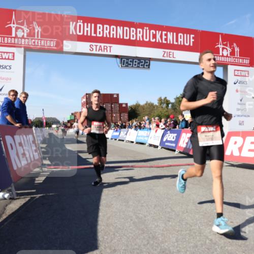 03.10.2025 - Köhlbrandbrückenlauf Lena Gebhardt http://msf.ph/oto/9041926 03.10.2025 12:58:22 Ziel 4083, 4099, 4394, 5775, 6152, 6617, 6717, 6732, 6741 meine-sportfotos.de