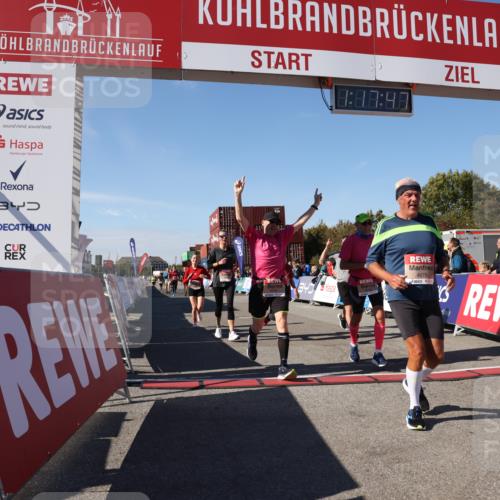 03.10.2025 - Köhlbrandbrückenlauf Lena Gebhardt http://msf.ph/oto/9041961 03.10.2025 13:17:48 Ziel 4410, 4645, 4679, 4829, 5168, 5339, 5685, 5731, 5732, 5917, 6153, 6331, 6388, 6435, 6485, 6704 meine-sportfotos.de