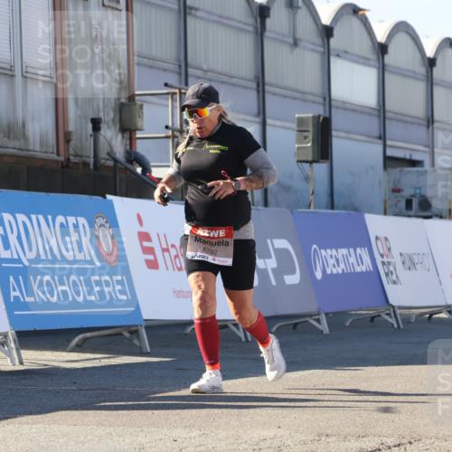 03.10.2025 - Köhlbrandbrückenlauf Luisa Fischer http://msf.ph/oto/9042027 03.10.2025 13:35:49 Ziel 5680, 6079, 6292, 6396, 6508 meine-sportfotos.de