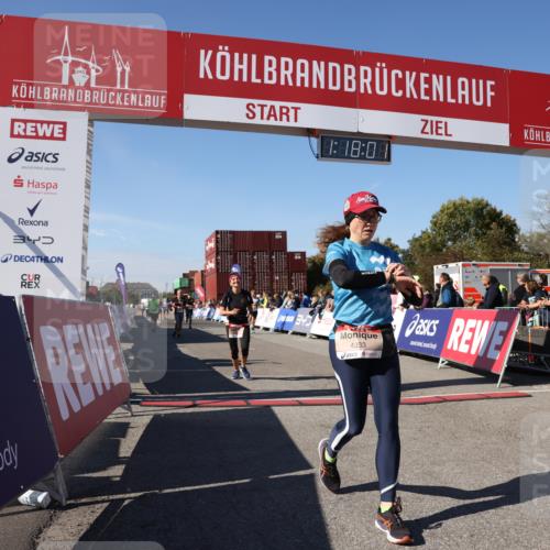 03.10.2025 - Köhlbrandbrückenlauf Lena Gebhardt http://msf.ph/oto/9042118 03.10.2025 13:18:01 Ziel 4333, 4366, 4620, 4682, 4950, 5129, 5209, 6153, 6326, 6435, 6633, 6634 meine-sportfotos.de