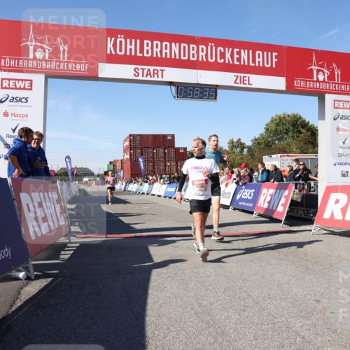 03.10.2025 - Köhlbrandbrückenlauf Lena Gebhardt http://msf.ph/oto/9042153 03.10.2025 12:58:36 Ziel 4084, 4148, 4241, 5706, 5775, 6617 meine-sportfotos.de