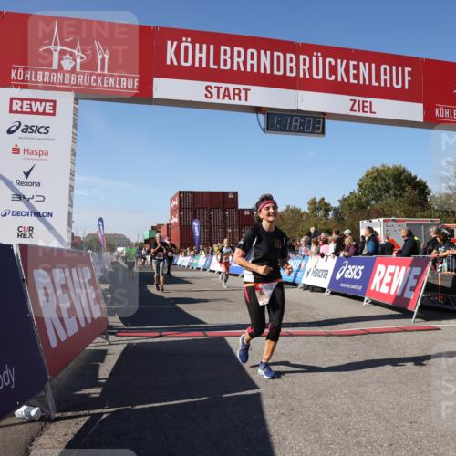 03.10.2025 - Köhlbrandbrückenlauf Lena Gebhardt http://msf.ph/oto/9042164 03.10.2025 13:18:03 Ziel 4333, 4366, 4620, 4661, 4682, 4950, 5129, 5209, 6153, 6326, 6435, 6633, 6634 meine-sportfotos.de