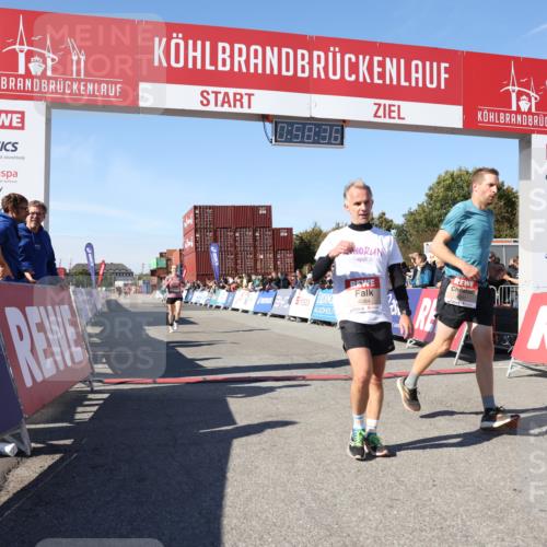 03.10.2025 - Köhlbrandbrückenlauf Lena Gebhardt http://msf.ph/oto/9042188 03.10.2025 12:58:37 Ziel 4084, 4148, 4241, 5706, 5775, 6617 meine-sportfotos.de