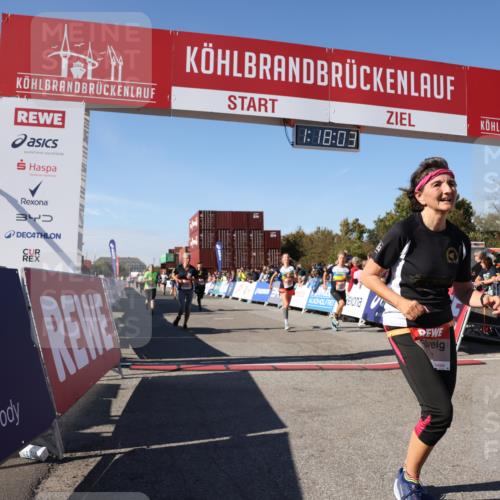 03.10.2025 - Köhlbrandbrückenlauf Lena Gebhardt http://msf.ph/oto/9042191 03.10.2025 13:18:04 Ziel 4333, 4366, 4620, 4661, 4682, 4950, 5129, 5209, 6153, 6326, 6435, 6633, 6634 meine-sportfotos.de