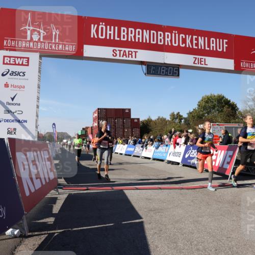 03.10.2025 - Köhlbrandbrückenlauf Lena Gebhardt http://msf.ph/oto/9042211 03.10.2025 13:18:05 Ziel 4333, 4366, 4620, 4661, 4682, 4950, 5129, 5209, 6326, 6633, 6634 meine-sportfotos.de