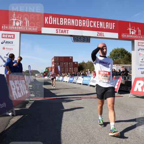 03.10.2025 - Köhlbrandbrückenlauf Lena Gebhardt http://msf.ph/oto/9042214 03.10.2025 12:58:37 Ziel 4084, 4148, 4241, 5706, 5775, 6617 meine-sportfotos.de