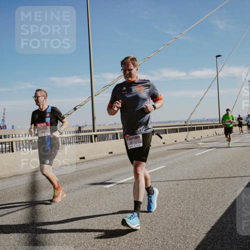 03.10.2025 - Köhlbrandbrückenlauf Michael Burmester http://msf.ph/oto/9042573 03.10.2025 12:23:55 Position 1 5671 meine-sportfotos.de