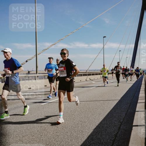03.10.2025 - Köhlbrandbrückenlauf Michael Burmester http://msf.ph/oto/9042671 03.10.2025 12:24:04 Position 1 6601 meine-sportfotos.de