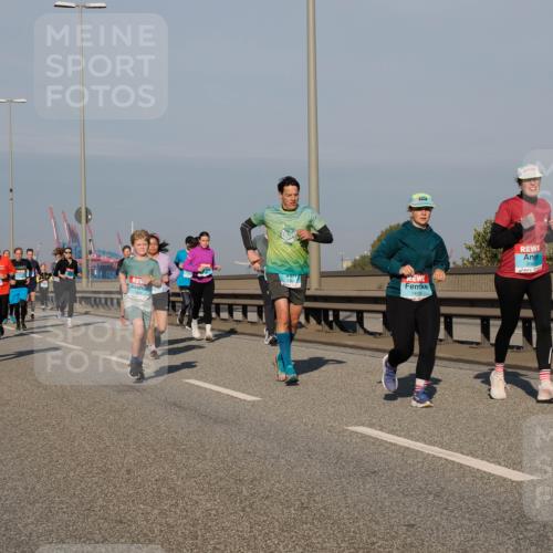 03.10.2025 - Köhlbrandbrückenlauf Fabian Wolf http://msf.ph/oto/9042700 03.10.2025 09:56:04 Position 3 1418, 2061 meine-sportfotos.de