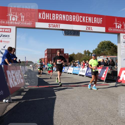 03.10.2025 - Köhlbrandbrückenlauf Lena Gebhardt http://msf.ph/oto/9042724 03.10.2025 12:59:12 Ziel 4164, 4226, 4441, 5967, 6036, 6154, 6329, 6390, 6391, 6478, 6493 meine-sportfotos.de