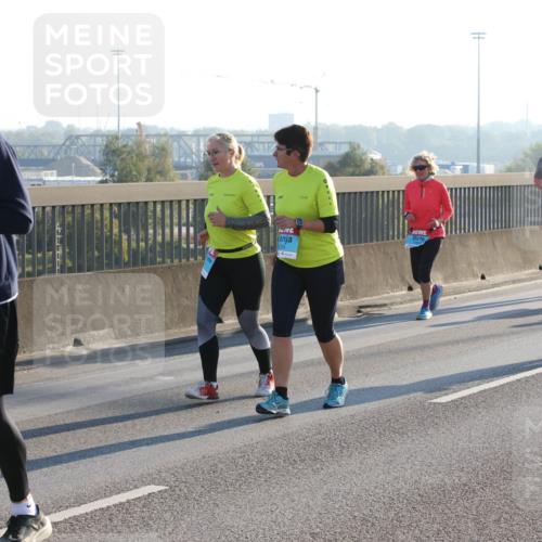 03.10.2025 - Köhlbrandbrückenlauf Lena Gebhardt http://msf.ph/oto/9042733 03.10.2025 09:26:14 Position 1 2838, 002, 92, 90, 1254 meine-sportfotos.de