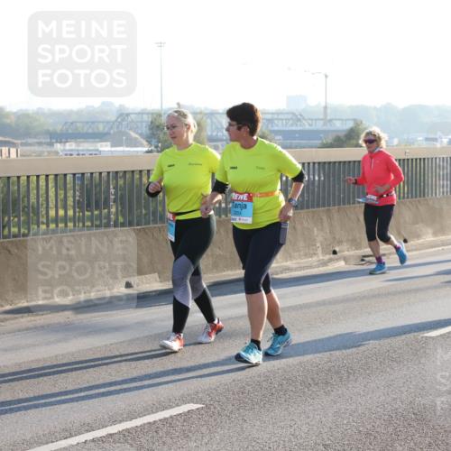 03.10.2025 - Köhlbrandbrückenlauf Lena Gebhardt http://msf.ph/oto/9042747 03.10.2025 09:26:14 Position 1 3254 meine-sportfotos.de
