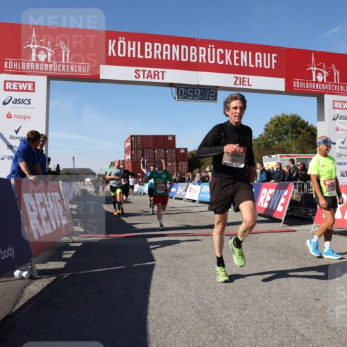 03.10.2025 - Köhlbrandbrückenlauf Lena Gebhardt http://msf.ph/oto/9042757 03.10.2025 12:59:13 Ziel 4164, 4226, 4371, 4441, 5967, 6036, 6154, 6329, 6390, 6391, 6478, 6484, 6493 meine-sportfotos.de