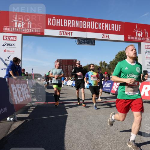 03.10.2025 - Köhlbrandbrückenlauf Lena Gebhardt http://msf.ph/oto/9042819 03.10.2025 12:59:15 Ziel 4164, 4226, 4371, 4441, 5967, 6036, 6154, 6329, 6390, 6391, 6478, 6484, 6493, 6609 meine-sportfotos.de