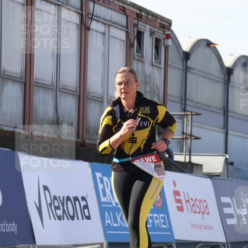 03.10.2025 - Köhlbrandbrückenlauf Luisa Fischer http://msf.ph/oto/9042821 03.10.2025 13:37:16 Ziel 5143, 5262, 5303, 5466, 5507, 5576, 6104, 6380, 6381, 6521 meine-sportfotos.de