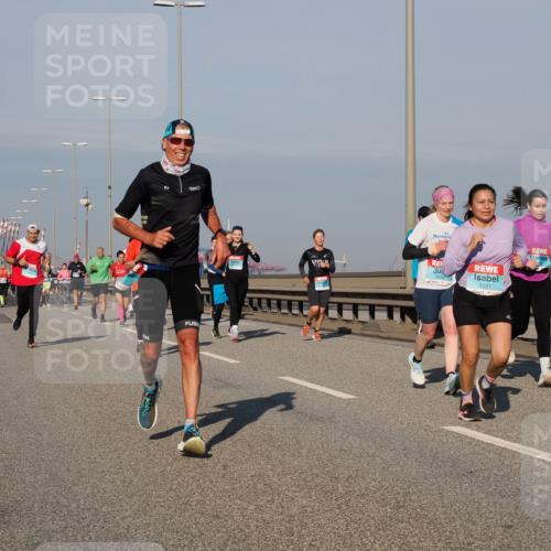 03.10.2025 - Köhlbrandbrückenlauf Fabian Wolf http://msf.ph/oto/9042828 03.10.2025 09:56:08 Position 3 41, 1640, 1521 meine-sportfotos.de