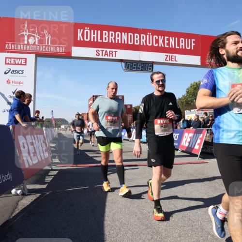 03.10.2025 - Köhlbrandbrückenlauf Lena Gebhardt http://msf.ph/oto/9042870 03.10.2025 12:59:16 Ziel 4108, 4164, 4226, 4371, 4441, 5967, 6036, 6154, 6329, 6390, 6391, 6478, 6484, 6493, 6609 meine-sportfotos.de