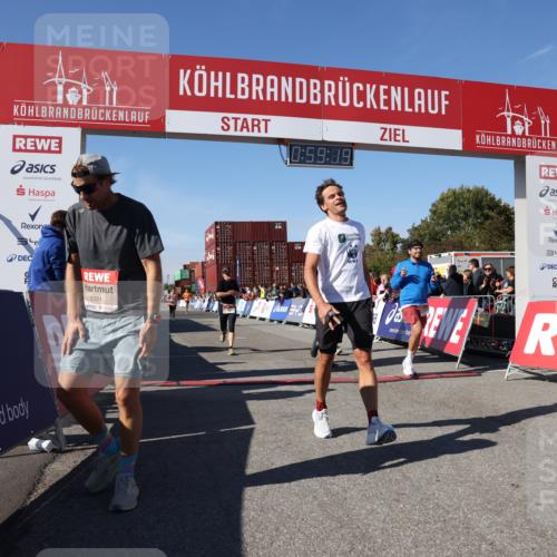 03.10.2025 - Köhlbrandbrückenlauf Lena Gebhardt http://msf.ph/oto/9042950 03.10.2025 12:59:19 Ziel 4108, 4164, 4226, 4371, 4441, 4940, 5967, 6036, 6154, 6390, 6391, 6478, 6484, 6493, 6609 meine-sportfotos.de