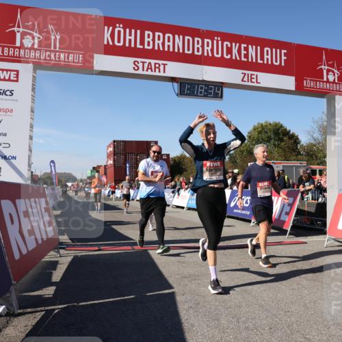 03.10.2025 - Köhlbrandbrückenlauf Lena Gebhardt http://msf.ph/oto/9042959 03.10.2025 13:18:34 Ziel 4154, 4280, 4341, 4560, 4606, 4760, 4796, 4812, 4819, 4826, 4882, 5115, 5178, 5192, 5722, 6084, 6596, 6700, 6758 meine-sportfotos.de