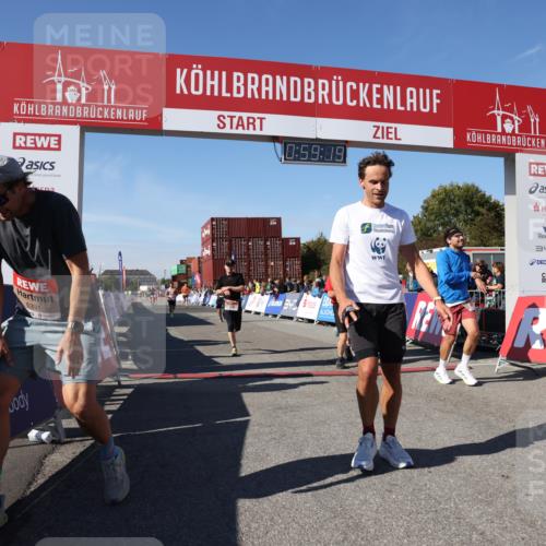 03.10.2025 - Köhlbrandbrückenlauf Lena Gebhardt http://msf.ph/oto/9042960 03.10.2025 12:59:20 Ziel 4108, 4164, 4226, 4371, 4441, 4940, 5967, 6036, 6154, 6390, 6391, 6478, 6484, 6493, 6609 meine-sportfotos.de
