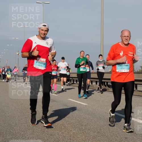03.10.2025 - Köhlbrandbrückenlauf Fabian Wolf http://msf.ph/oto/9042961 03.10.2025 09:56:13 Position 3 3615, 2747 meine-sportfotos.de
