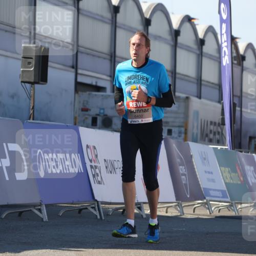 03.10.2025 - Köhlbrandbrückenlauf Luisa Fischer http://msf.ph/oto/9042966 03.10.2025 13:37:31 Ziel 4611, 4863, 5190, 5241, 5550, 5551, 5554, 6000, 6133, 6402 meine-sportfotos.de