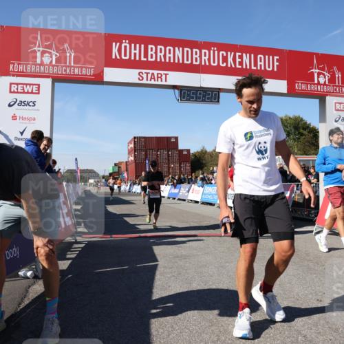 03.10.2025 - Köhlbrandbrückenlauf Lena Gebhardt http://msf.ph/oto/9042982 03.10.2025 12:59:20 Ziel 4108, 4164, 4226, 4371, 4441, 4940, 5967, 6036, 6154, 6390, 6391, 6478, 6484, 6493, 6609 meine-sportfotos.de
