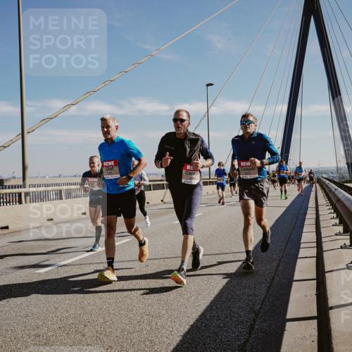 03.10.2025 - Köhlbrandbrückenlauf Michael Burmester http://msf.ph/oto/9042999 03.10.2025 12:24:23 Position 1 4444 meine-sportfotos.de