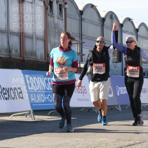 03.10.2025 - Köhlbrandbrückenlauf Luisa Fischer http://msf.ph/oto/9043029 03.10.2025 13:37:46 Ziel 4014, 4611, 4863, 5201, 5305, 5384, 5420, 5756, 6295, 6402 meine-sportfotos.de