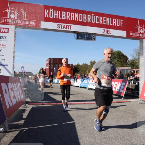 03.10.2025 - Köhlbrandbrückenlauf Lena Gebhardt http://msf.ph/oto/9043052 03.10.2025 13:18:38 Ziel 4154, 4280, 4606, 4796, 4812, 4819, 4826, 4882, 5115, 5178, 6084, 6429, 6500, 6596, 6700, 6758 meine-sportfotos.de