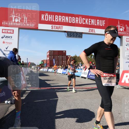 03.10.2025 - Köhlbrandbrückenlauf Lena Gebhardt http://msf.ph/oto/9043072 03.10.2025 12:59:25 Ziel 4108, 4119, 4371, 4441, 4940, 6060, 6154, 6391, 6484, 6609 meine-sportfotos.de