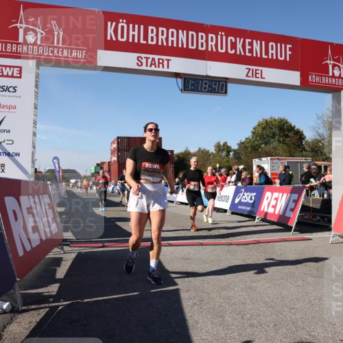 03.10.2025 - Köhlbrandbrückenlauf Lena Gebhardt http://msf.ph/oto/9043094 03.10.2025 13:18:40 Ziel 4154, 4606, 4796, 4812, 4826, 5115, 5178, 6084, 6429, 6500, 6596, 6700, 6758 meine-sportfotos.de