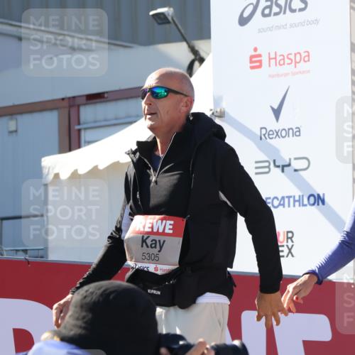 03.10.2025 - Köhlbrandbrückenlauf Luisa Fischer http://msf.ph/oto/9043095 03.10.2025 13:37:50 Ziel 4014, 5201, 5305, 5384, 5420, 6295 meine-sportfotos.de