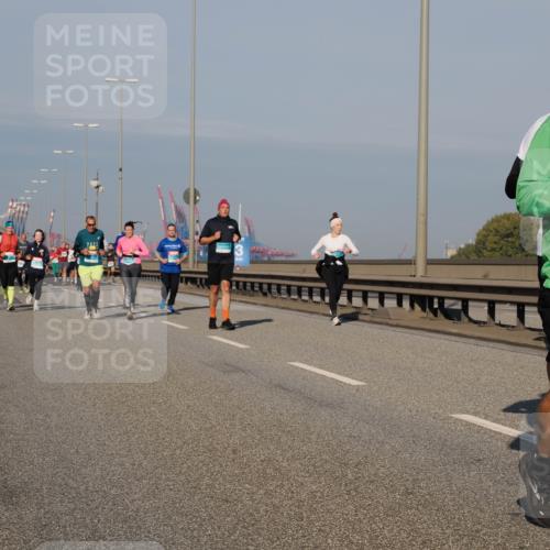 03.10.2025 - Köhlbrandbrückenlauf Fabian Wolf http://msf.ph/oto/9043116 03.10.2025 09:56:19 Position 3  meine-sportfotos.de