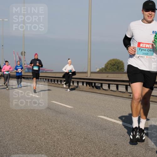 03.10.2025 - Köhlbrandbrückenlauf Fabian Wolf http://msf.ph/oto/9043129 03.10.2025 09:56:19 Position 3 3157 meine-sportfotos.de