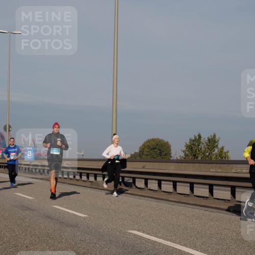 03.10.2025 - Köhlbrandbrückenlauf Fabian Wolf http://msf.ph/oto/9043166 03.10.2025 09:56:20 Position 3 3 meine-sportfotos.de
