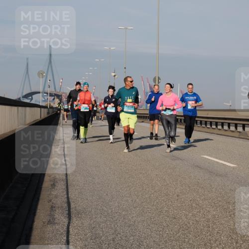 03.10.2025 - Köhlbrandbrückenlauf Fabian Wolf http://msf.ph/oto/9043202 03.10.2025 09:56:22 Position 3 3146 meine-sportfotos.de