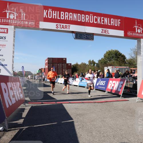 03.10.2025 - Köhlbrandbrückenlauf Lena Gebhardt http://msf.ph/oto/9043234 03.10.2025 13:18:48 Ziel 4077, 4556, 4606, 4756, 4812, 5115, 6429, 6500, 6506, 6556, 6596 meine-sportfotos.de