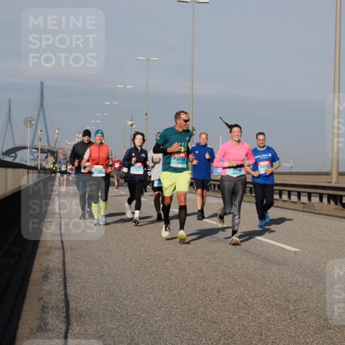 03.10.2025 - Köhlbrandbrückenlauf Fabian Wolf http://msf.ph/oto/9043239 03.10.2025 09:56:23 Position 3  meine-sportfotos.de