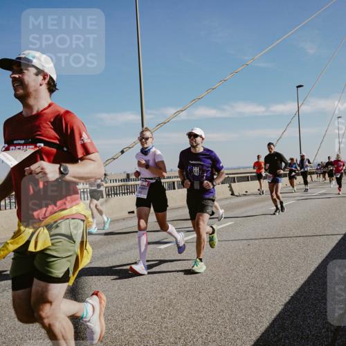 03.10.2025 - Köhlbrandbrückenlauf Michael Burmester http://msf.ph/oto/9043309 03.10.2025 12:24:49 Position 1  meine-sportfotos.de