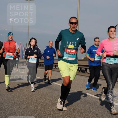 03.10.2025 - Köhlbrandbrückenlauf Fabian Wolf http://msf.ph/oto/9043344 03.10.2025 09:56:26 Position 3 1632, 1909, 2025, 9, 3550, 1865, 3549 meine-sportfotos.de