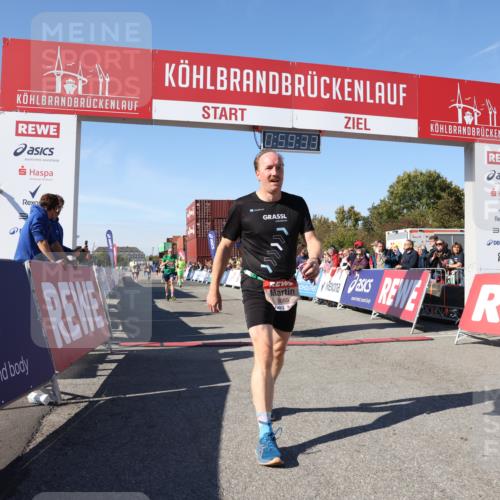 03.10.2025 - Köhlbrandbrückenlauf Lena Gebhardt http://msf.ph/oto/9043352 03.10.2025 12:59:33 Ziel 4119, 4270, 4475, 4940, 6060, 6325, 6616, 6666 meine-sportfotos.de