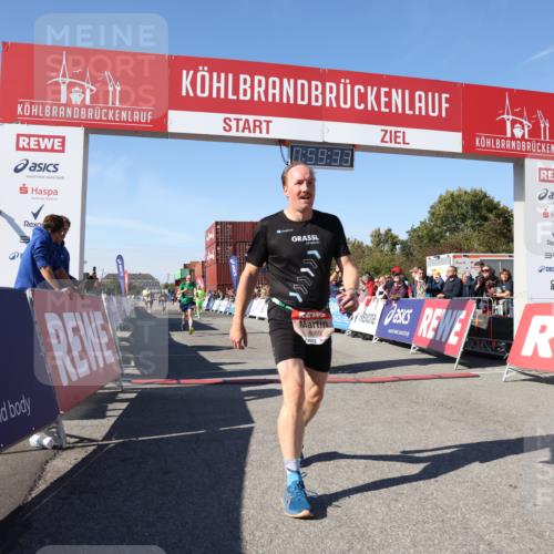 03.10.2025 - Köhlbrandbrückenlauf Lena Gebhardt http://msf.ph/oto/9043357 03.10.2025 12:59:33 Ziel 4119, 4270, 4475, 4940, 6060, 6325, 6616, 6666 meine-sportfotos.de