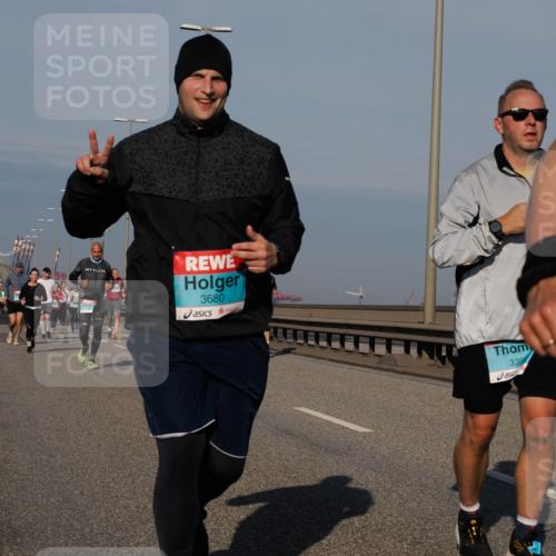 03.10.2025 - Köhlbrandbrückenlauf Fabian Wolf http://msf.ph/oto/9043425 03.10.2025 09:56:29 Position 3 3680, 339 meine-sportfotos.de