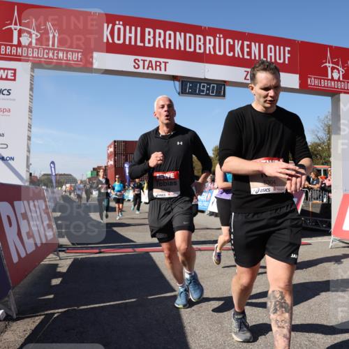 03.10.2025 - Köhlbrandbrückenlauf Lena Gebhardt http://msf.ph/oto/9043483 03.10.2025 13:19:02 Ziel 4556, 4630, 4676, 4756, 4876, 4889, 5027, 5304, 5449, 5974, 6088, 6117, 6127, 6267, 6475, 6573, 6795 meine-sportfotos.de