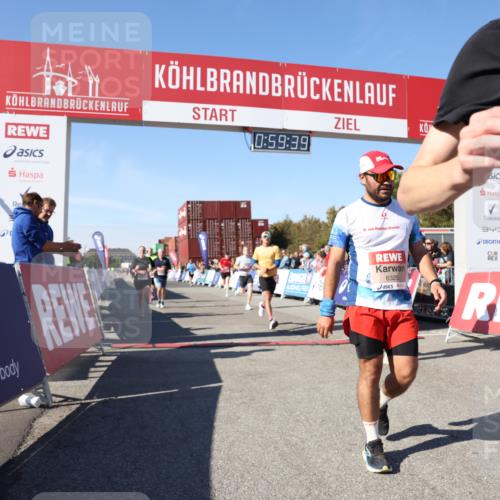 03.10.2025 - Köhlbrandbrückenlauf Lena Gebhardt http://msf.ph/oto/9043499 03.10.2025 12:59:40 Ziel 4111, 4215, 4270, 4475, 6060, 6142, 6325, 6364, 6616, 6654, 6666, 6754 meine-sportfotos.de