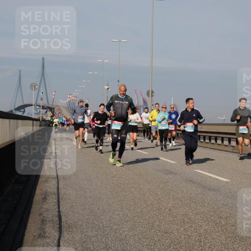 03.10.2025 - Köhlbrandbrückenlauf Fabian Wolf http://msf.ph/oto/9043502 03.10.2025 09:56:32 Position 3  meine-sportfotos.de